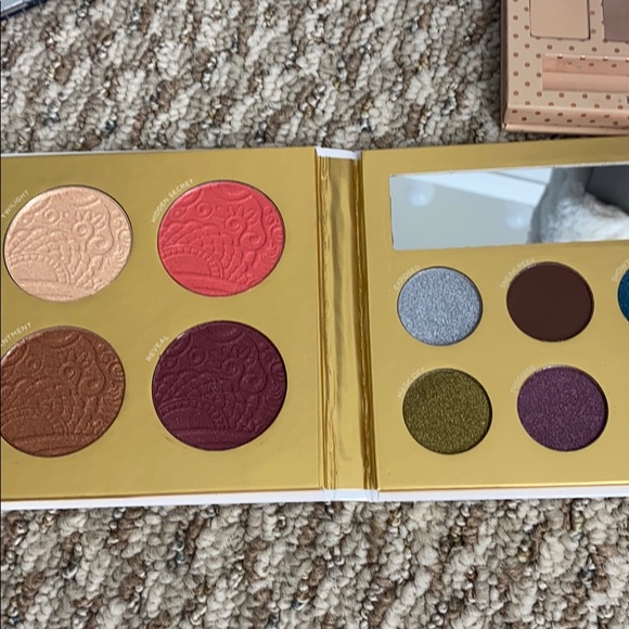 Makeup palette bundle - Picture 2 of 7